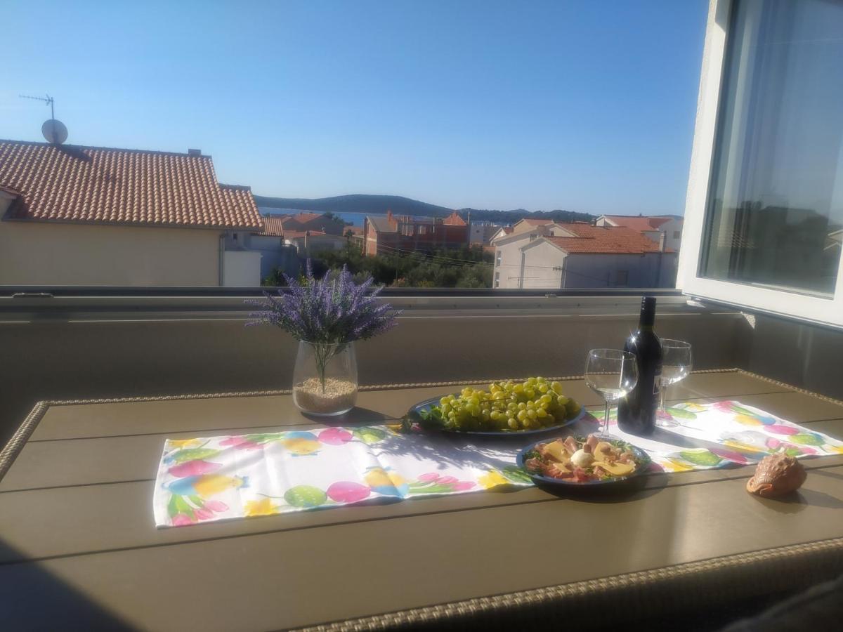 Apartmani Trubi 3 Vodice Exterior photo